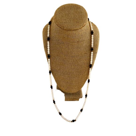 Vintage Glass Pearls and Onyx Strand Necklace - Picture 5 of 6